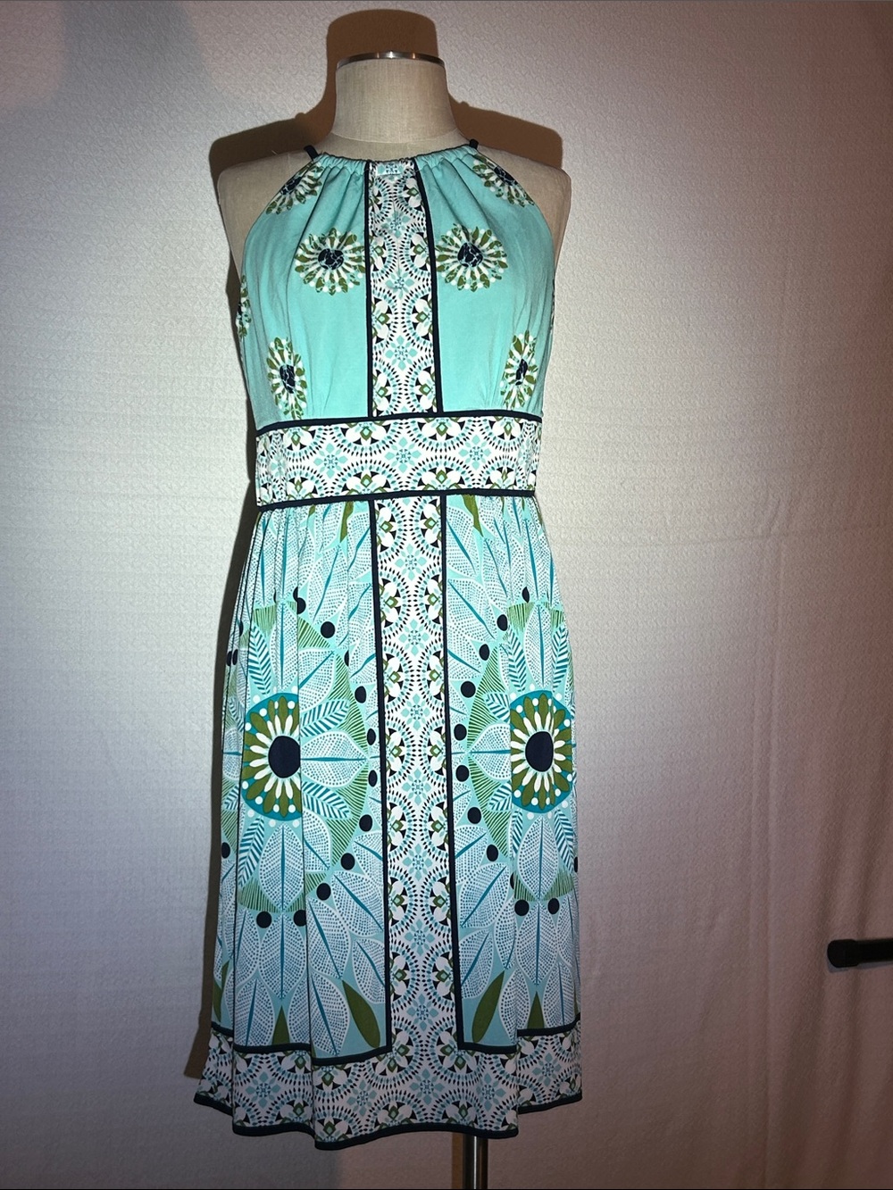 “Dressbarn” Sleeveless Mint Green Floral Halter Dress Size 12